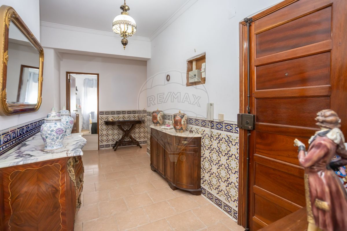 Apartamento T3 à venda em Seixal